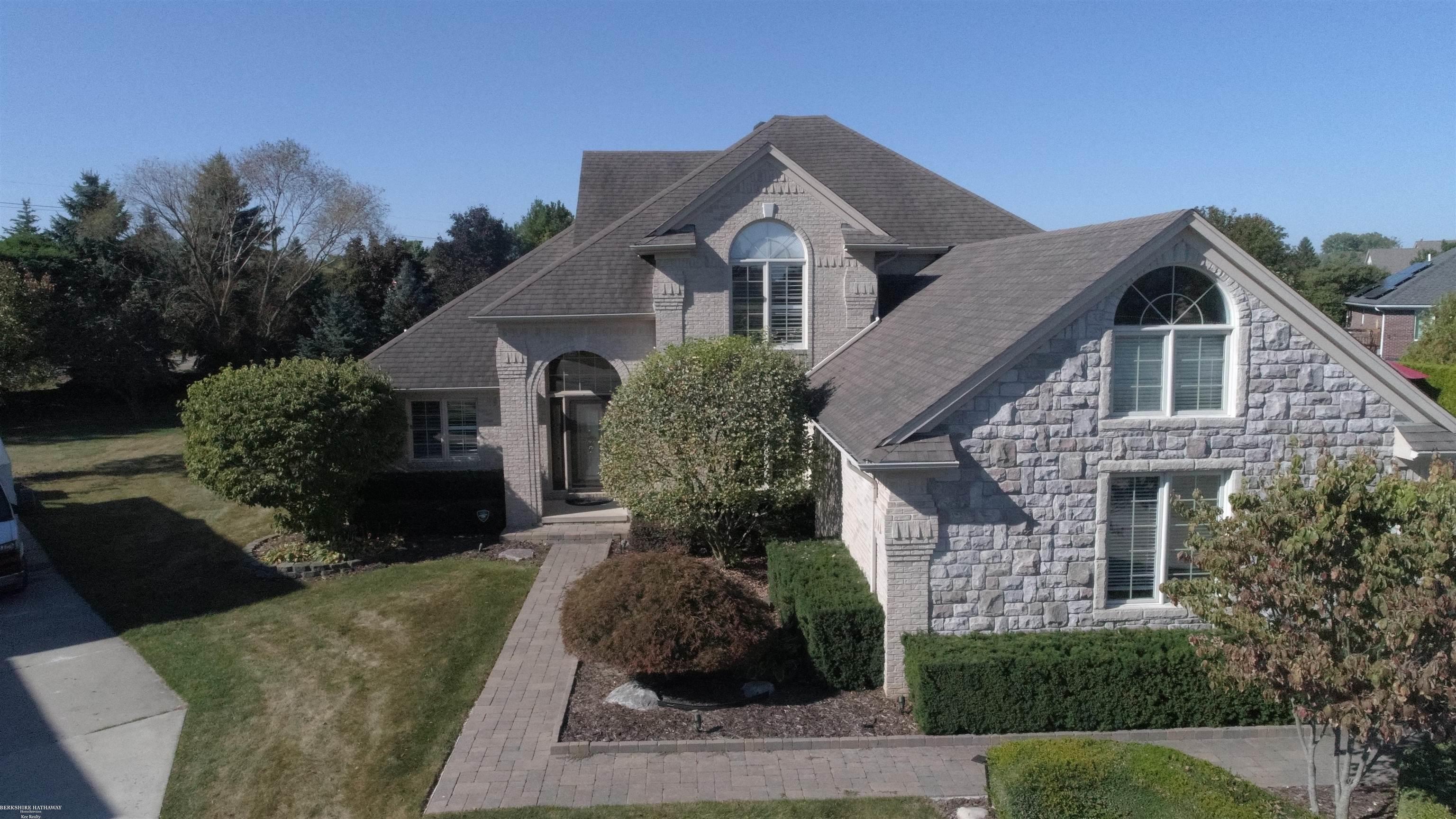 Chippenham Ct, Shelby Township, MI 48315