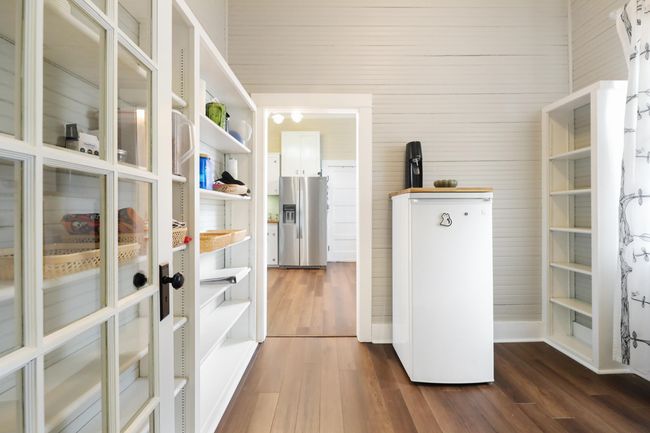 Butlers Pantry | Image 17