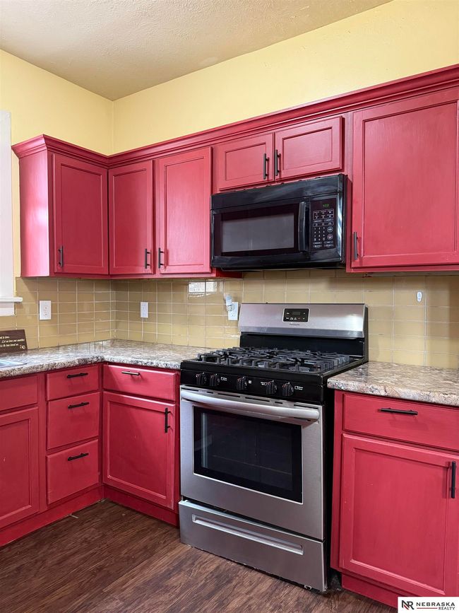 5906 N 34 Th St, House other with 3 bedrooms, 2 bathrooms and null parking in Omaha NE | Image 7