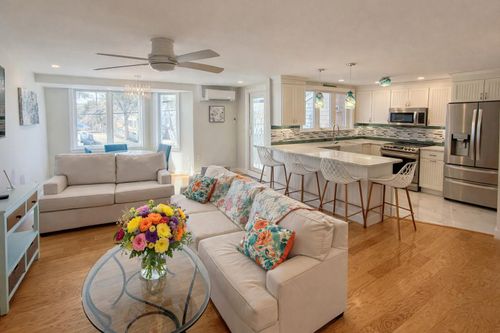 205-143 Beach Avenue, Kennebunk, ME, 04043 | Card Image