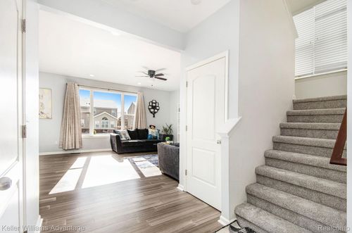 59625 Twin Pines Dr, New Hudson, MI, 48165-8114 | Card Image