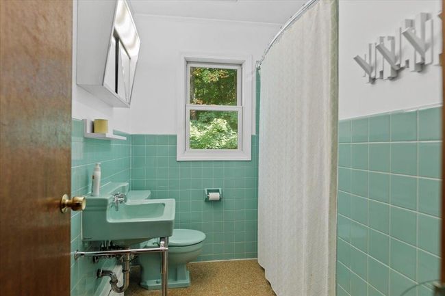 275 Hillvale Dr, House other with 3 bedrooms, 2 bathrooms and null parking in Manchestr Ctr VT | Image 17