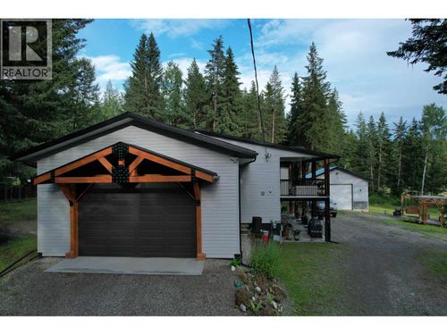 3479 Loloff Rd, Quesnel, BC, V2J6E5 | Card Image