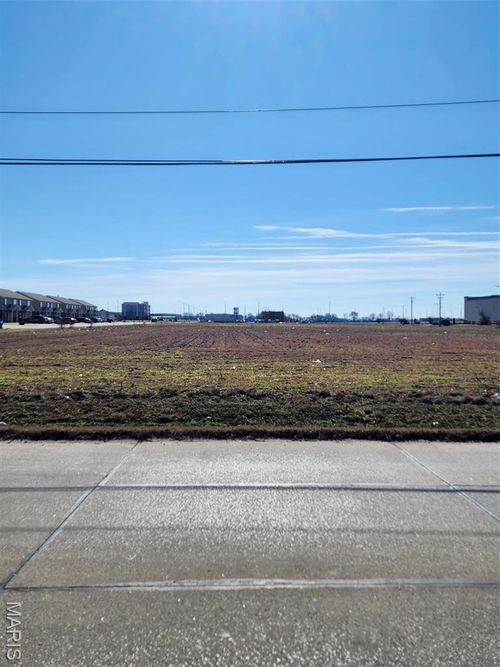 109 Stallcup Dr, Sikeston, MO, 63801-9368 | Card Image