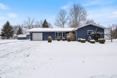 301 N Hickory St W, North Webster, IN, 46555-9312 | Card Image