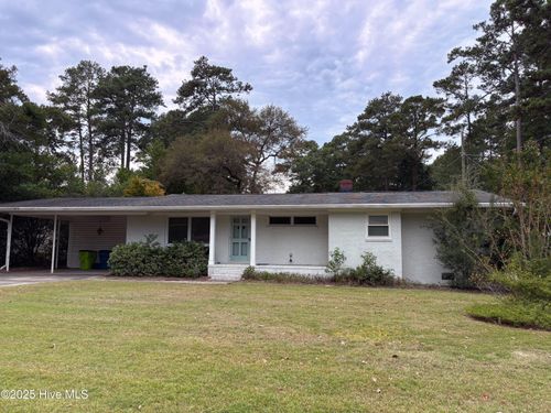 305 Country Club Dr, Trent Woods, NC, 28562-7611 | Card Image