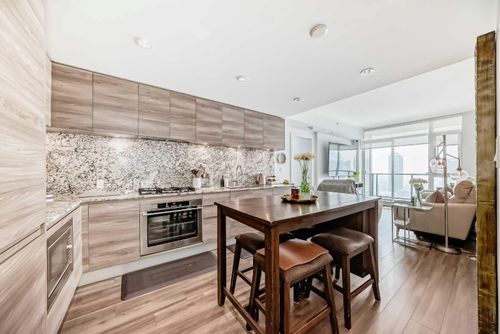 2205-310 12 Avenue Sw, Calgary, AB, T2R1B5 | Card Image