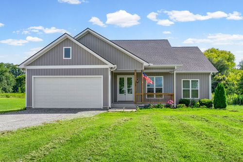 7590 Highway 41 N, Adams, TN, 37010-5012 | Card Image