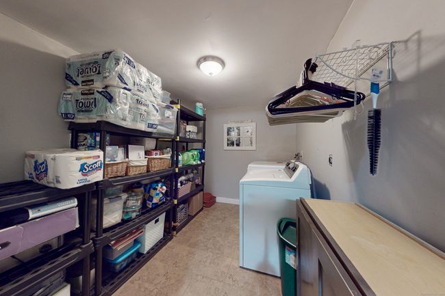6 High View Cir, House other with 4 bedrooms, 3 bathrooms and null parking in Danbury CT | Image 32