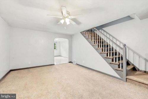 19 W 21st St, CHESTER, PA, 19013-5012 | Card Image