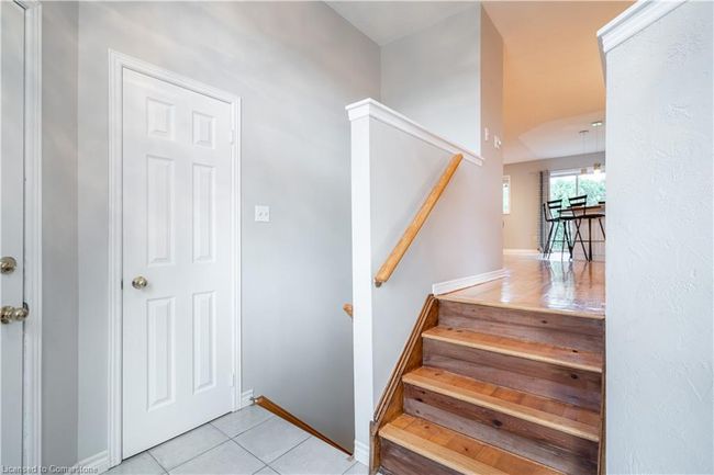 128 Riley St, House other with 3 bedrooms, 2 bathrooms and 4 parking in Waterdown ON | Image 5