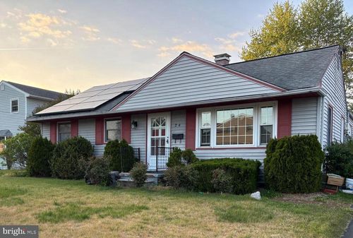 24 Charles Pl, PENNSVILLE, NJ, 08070-2306 | Card Image