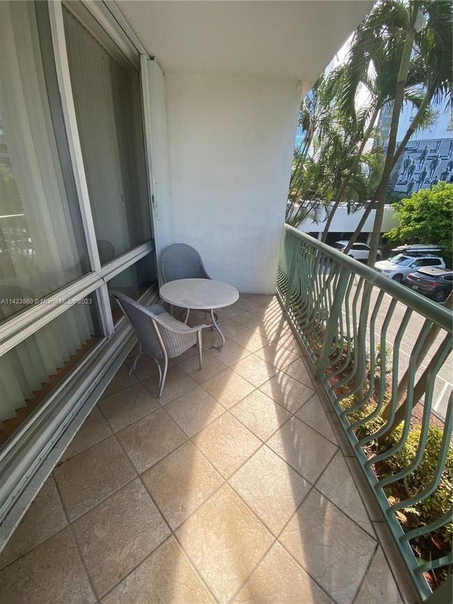 APT-216 - 1408 Brickell Bay Dr, Condo with 0 bedrooms, 1 bathrooms and null parking in Miami FL | Image 13