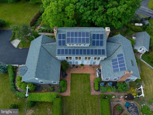 2548 Mountain Lake Rd, Hedgesville, WV, 25427-6833 | Card Image