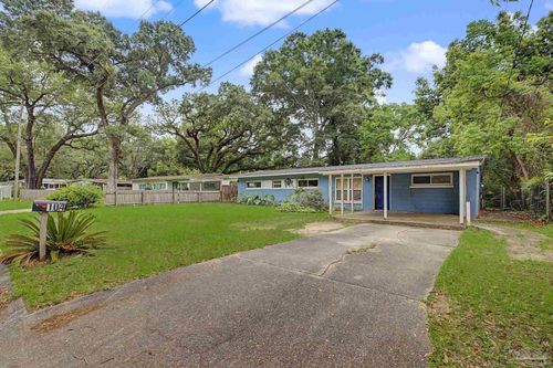 104 Saint Regis Dr, Pensacola, FL, 32505-4643 | Card Image