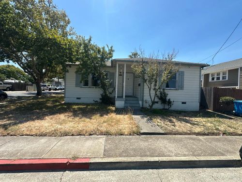 2019 Georgia St, Vallejo, CA, 94590-6416 | Card Image