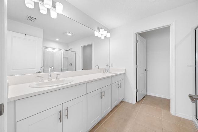 5913 Laurelcrest Gln, House other with 5 bedrooms, 4 bathrooms and null parking in PALMETTO FL | Image 13