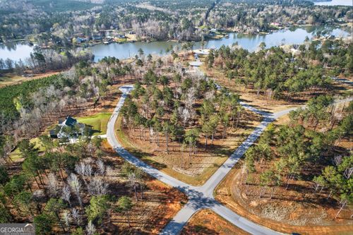 250 Chimney Rock Trl Ne, Milledgeville, GA, 31061-1112 | Card Image