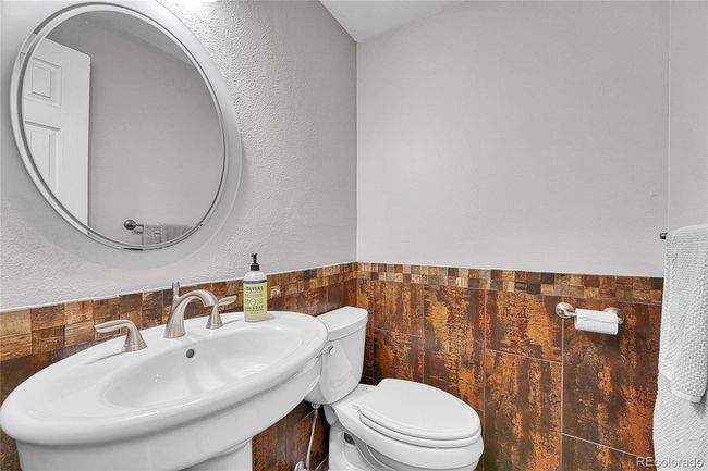 8032 Lee Ct, House other with 3 bedrooms, 2 bathrooms and 2 parking in Arvada CO | Image 31