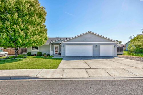 590 Tanglewood Dr, Richland, WA, 99352-4086 | Card Image