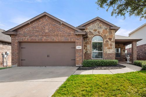 1060 Doe Meadow Dr, Burleson, TX, 76028-6876 | Card Image