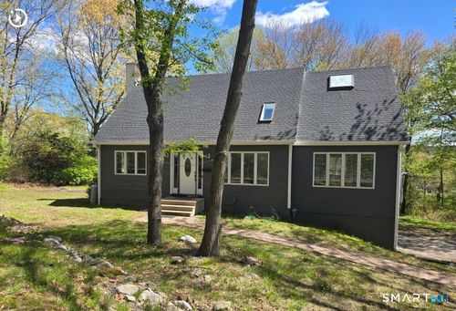 54 Highlawn St, Waterbury, CT, 06705-1603 | Card Image