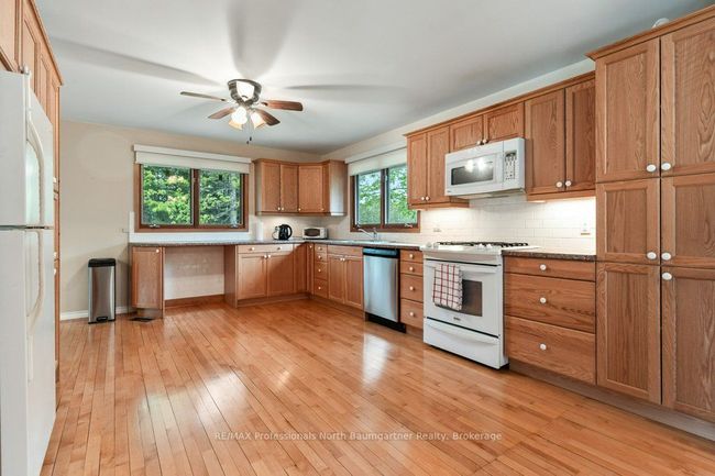 1080 Queens Line Rd, House other with 3 bedrooms, 1 bathrooms and 6 parking in Minden Hills ON | Image 14