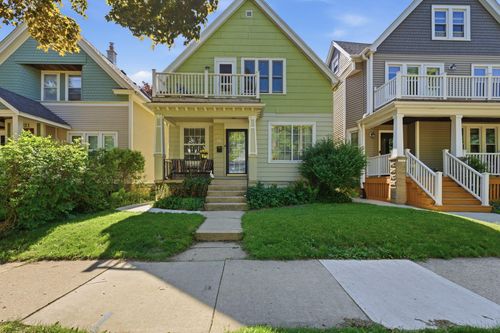 2919 S Lenox St, Milwaukee, WI, 53207-2415 | Card Image