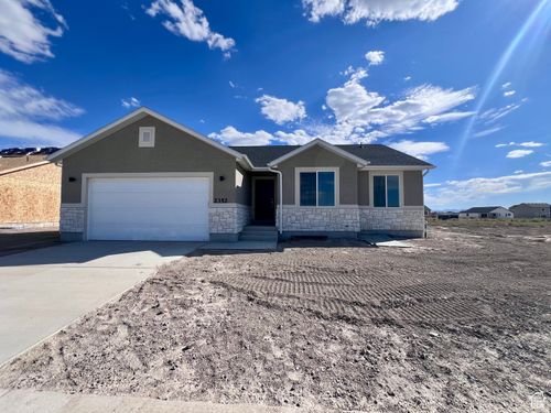 2322 E Yellow Blossom St, Eagle Mountain, UT, 84005 | Card Image