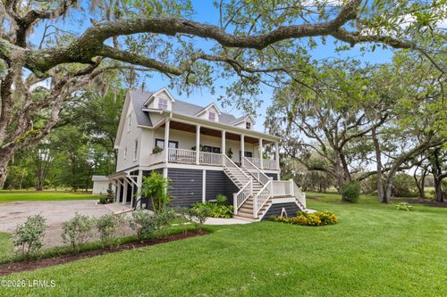 63 Adams Cir, Beaufort, SC, 29902-5101 | Card Image