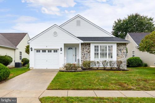 552 Doral Dr, WILLIAMSTOWN, NJ, 08094-3075 | Card Image