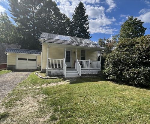 14778 S Cheshire St, Burton, OH, 44021-9416 | Card Image