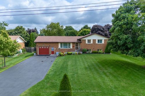 30 Grant Dr, Oakwood, ON, K0M2M0 | Card Image