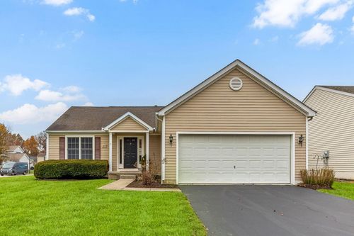 817 Mill Run Dr, Sunbury, OH, 43074-8561 | Card Image