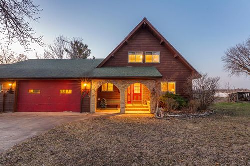 7895 Guthrie Way, Morristown, MN, 55052-5058 | Card Image