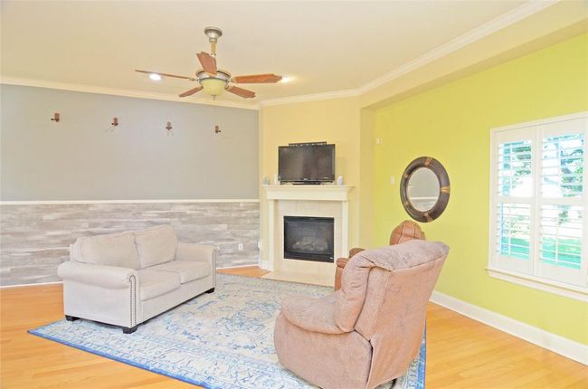 Open concept living room | Image 10