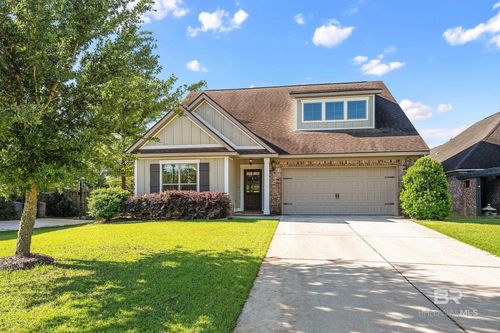 220 Hawthorne Cir, Fairhope, AL, 36532-3601 | Card Image