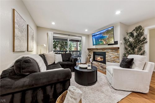 13-929 Southwood Blvd, Incline Village, NV, 89451-4901 | Card Image