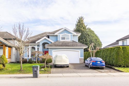 8370 168a St, Surrey, BC, V4N4T8 | Card Image
