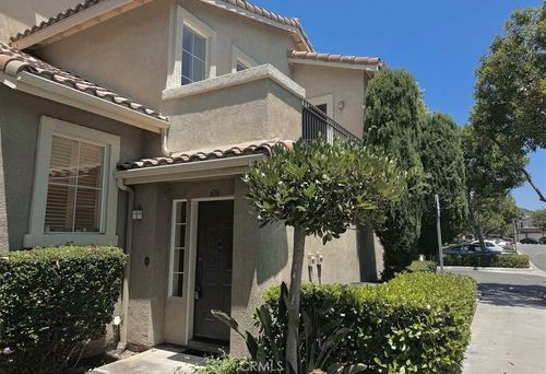 606 Larkridge, Irvine, CA, 92618-4015 | Card Image