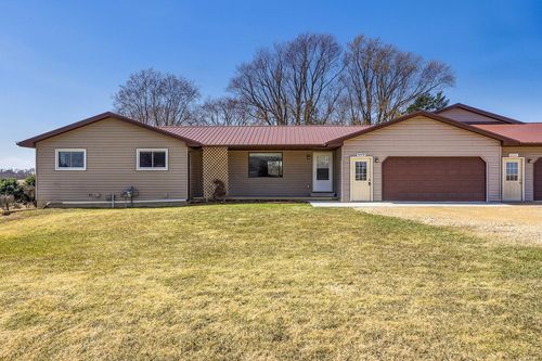 S5707 Meadowview Lane, Franklin, WI, 54665 | Card Image