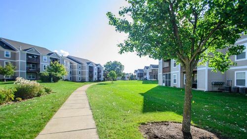 1419 Millbrook Trl, Ann Arbor, MI, 48108-5916 | Card Image