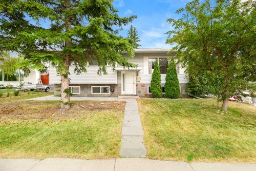 6008 Dalgetty Dr Nw, Calgary, AB, T3A1J3 | Card Image