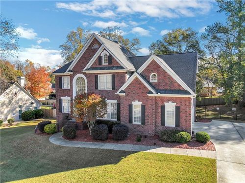 127 Tara Blvd, Loganville, GA, 30052-4047 | Card Image