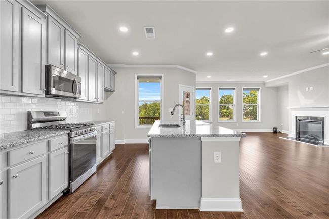 2340 Manor Pointe Dr, Townhouse with 3 bedrooms, 3 bathrooms and 2 parking in Cumming GA | Image 13