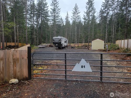 81 N Kings Way S, Hoodsport, WA, 98548-9764 | Card Image