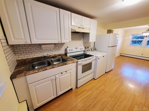 57 N Lewis Ave, Lindenhurst, NY, 11757-4229 | Card Image