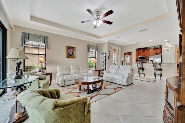 10213 Saint Francis Ter, House other with 3 bedrooms, 2 bathrooms and null parking in PALMETTO FL | Image 10