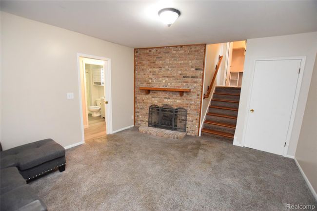 Family Room - Third Floor | Image 11