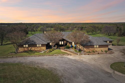 4517 Old Sherman Rd, Whitesboro, TX, 76273-7920 | Card Image